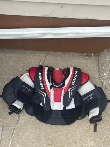 Senior Large Bauer  Vapor X40 Shoulder Pads