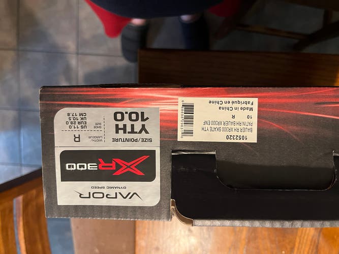 Used Bauer Regular Width Size 10 Vapor XR300 Inline Skates