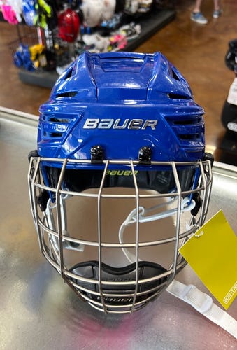 Bauer Used Medium Blue Helmet