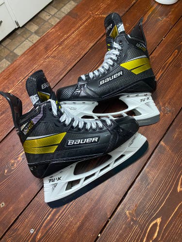 Used Bauer Size 9.5 D Fit 2 Supreme UltraSonic Hockey Skates