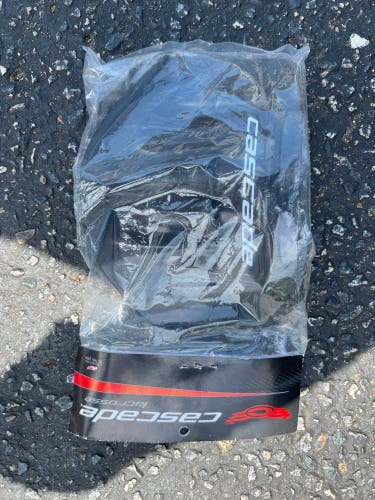 Youth Universal Cascade Goalie Throat Guard