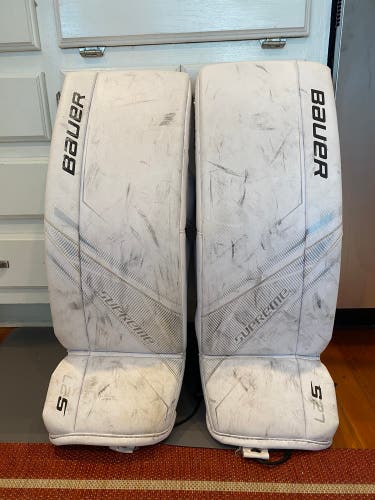 30+1” Bauer Supreme S27 Goalie Leg Pads (Jr Large)
