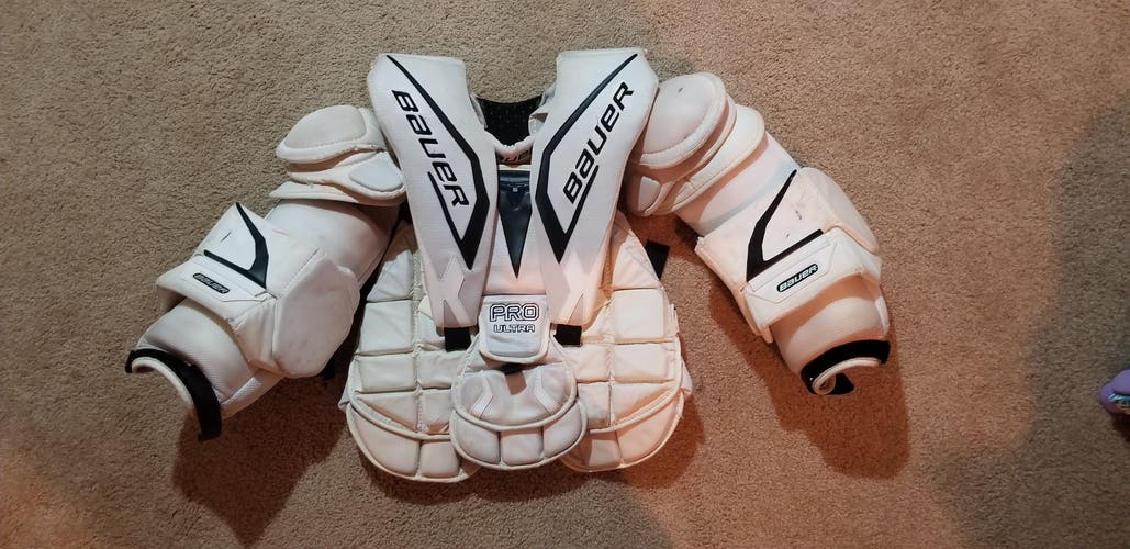 Used Large Bauer Goalie Chest Protector Pro Stock