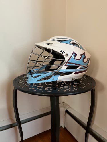 Player's Cascade R Helmet