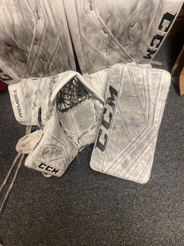 CCM premier 2 glove/blocker