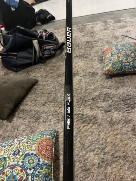 Used Right Handed P92 Vapor Hyperlite Hockey Stick