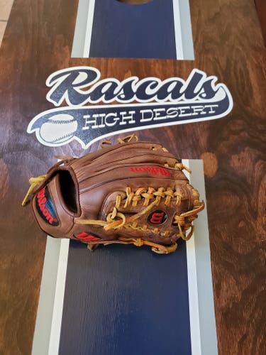 WILSON A1K PRO STAFF SERIES 11 1/4 RHT GLOVE