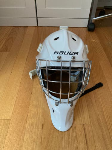 Senior Used Bauer profile 930 Goalie Mask-MD/LG
