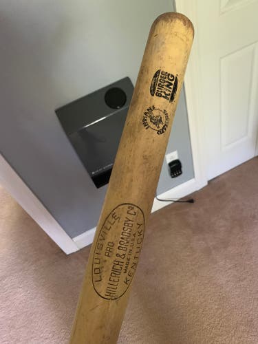 Louisville Slugger  16 oz 36" Bat
