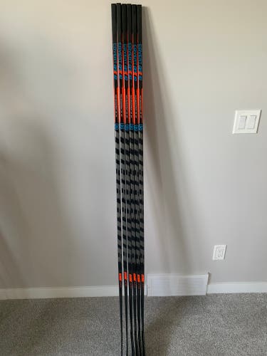 Senior Left Hand W03  Covert QRE10 Hockey Stick