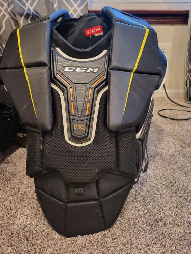 Used Large CCM Axis pro Goalie Chest Protector