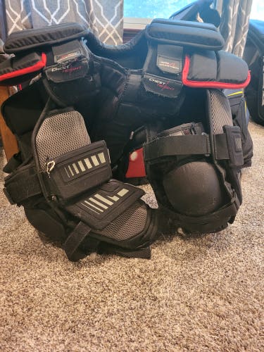 Used Medium CCM Extreme Flex Shield II Goalie Chest Protector