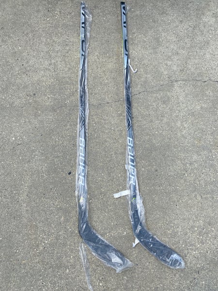 Senior Left Hand P28 Pro Stock Vapor FlyLite Hockey Stick