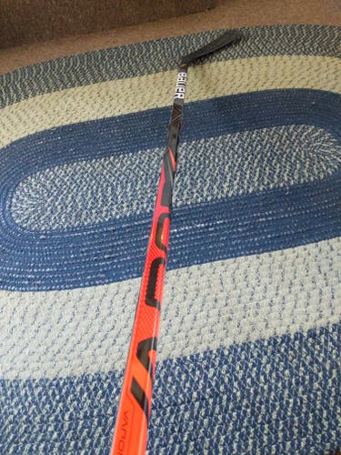 Senior Used Right Handed Bauer Vapor FlyLite Hockey Stick P92 Pro Stock
