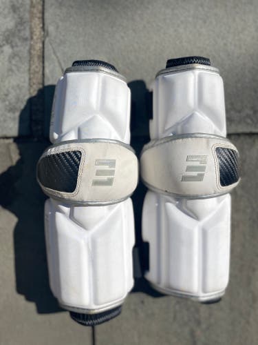 Used Medium Epoch Integra Arm Pads