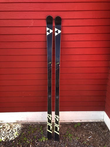 Used 188cm Fischer GS Skis