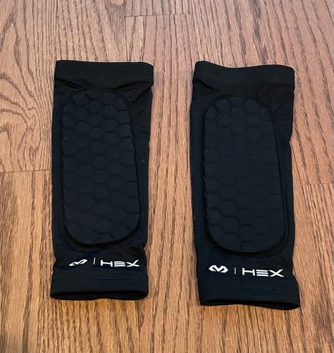 Hex forearm pads