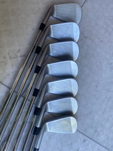 Mizuno Forged JPX900 4-P