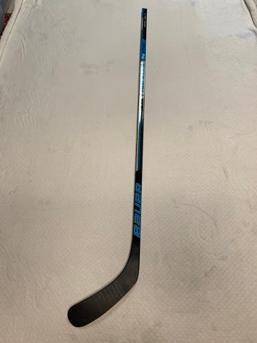 Bauer Nexus N 2700 Senior Left Handed Mathews P92 Hockey Stick