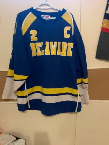 University DE  Used XL Athletic Knit Jersey Blue
