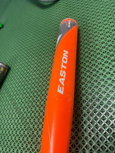 Easton orange Mako