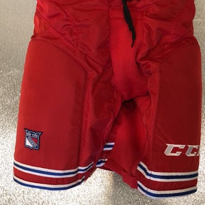 Hockey Pants Senior New LARGE+1" CCM HP35 Pro Stock
