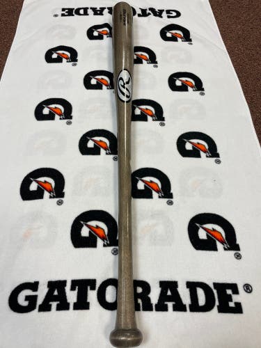 Rawlings ( 318 ) ( 33" )