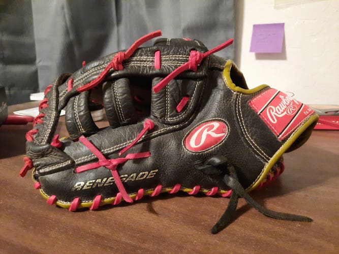 Used Rawlings Left Hand Throw First Base Baseball Glove 13"