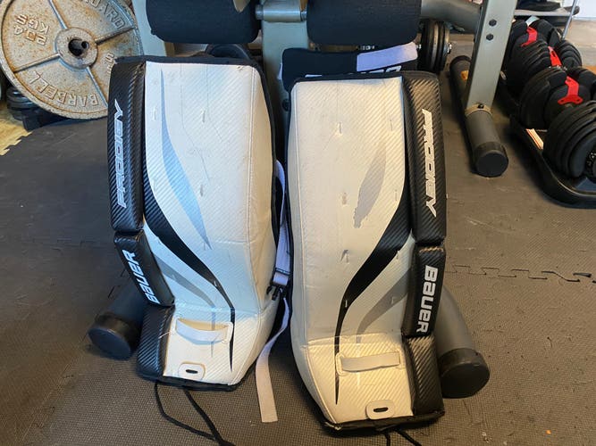 Bauer Prodigy 22” Youth Goalie Leg Pads White Black Snap Buckle Closures