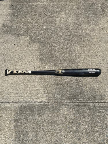 USED 34’ 32oz (-2) Trinity Wood Baseball Bat Model MM25
