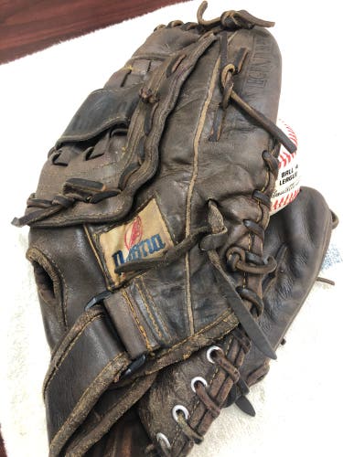 Nokona AMG650-CW glove