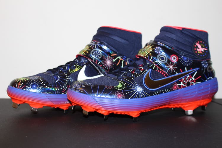 Brand New Nike Alpha Huarache Elite 2 Independence Day Edition