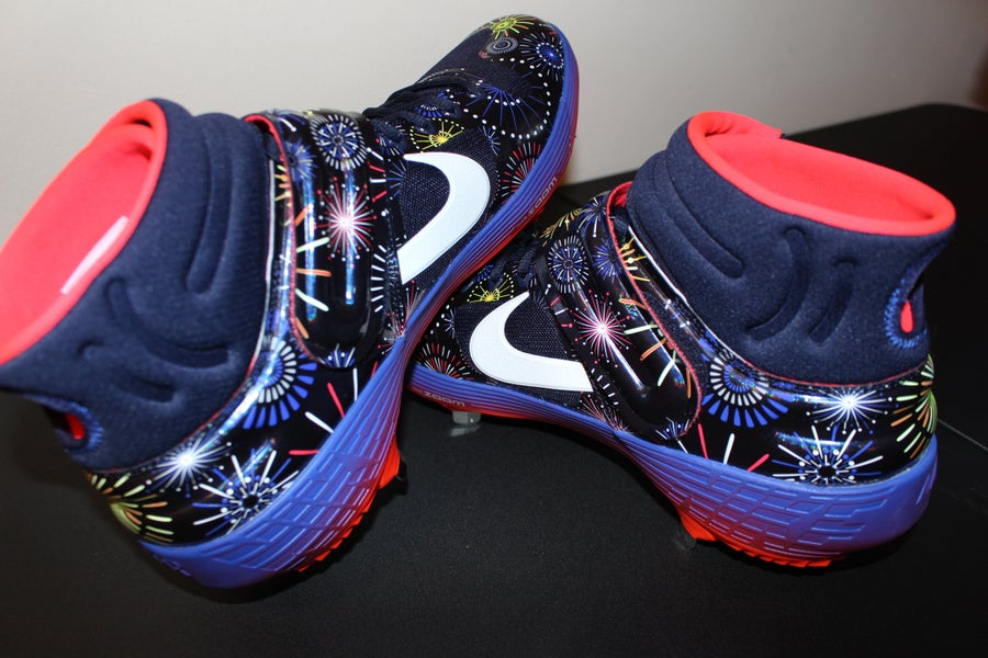 Brand New Nike Alpha Huarache Elite Independence Day Edition