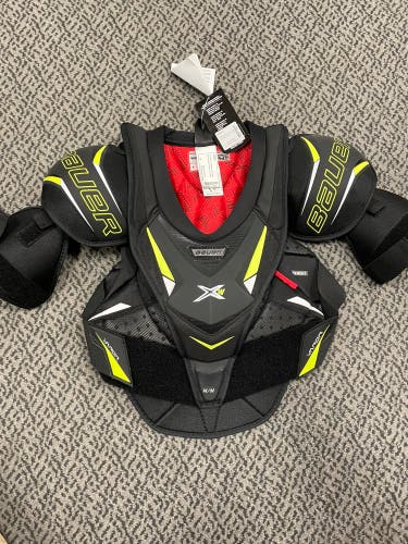 Bauer Vapor Women’s Medium shoulder pads
