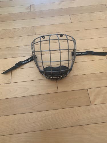 New Small Bauer Re-Akt Cage