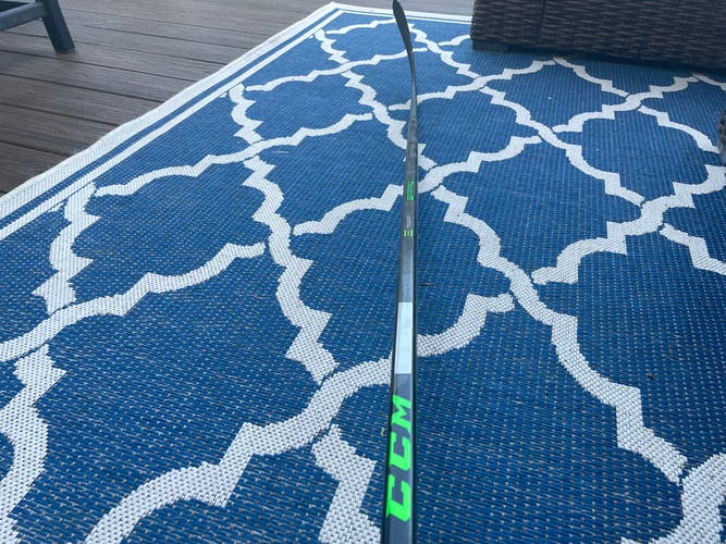 Junior Right Handed P88  Ribcor Trigger 5 Pro Hockey Stick