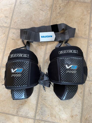 Vaughn Sr. V9 Pro Knee Guards