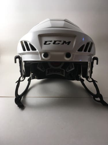 New (HECC CERTIFICATE END DATED DECEMBER 2021)  Small CCM FL80 Helmet