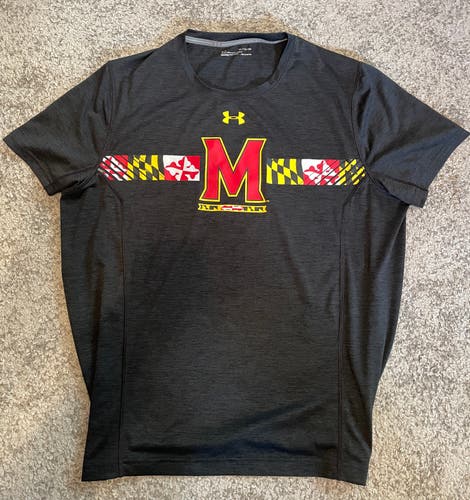 University of Maryland Lacrosse Team Issued Under Armour Lifting/Shooting Shirt XL