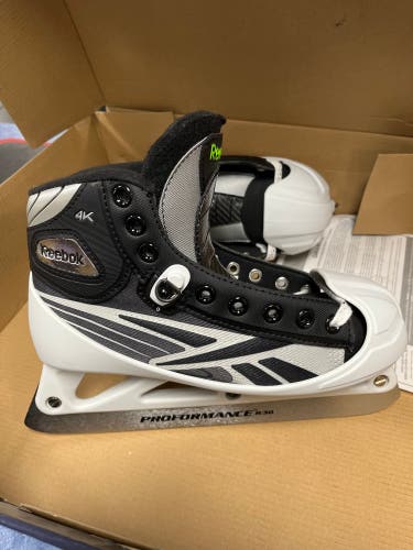 New Reebok Regular Width  Size 4 4K Hockey Goalie Skates