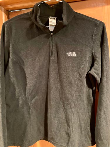 Women’s Large The North Face Fleece