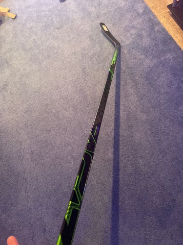 Senior Left Hand P88 Supreme ADV Hockey Stick
