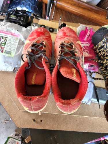 Red Used Size 12 (Women's 13) Molded Cleats Nike