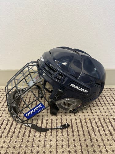 Bauer Medium Re-Akt 75 Helmet W/ Cage