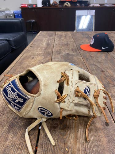 Rawlings Custom Heart of the Hide
