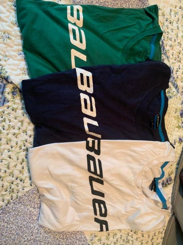 Bauer t shirts size large