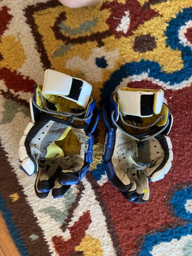Maverik mission lacrosse gloves