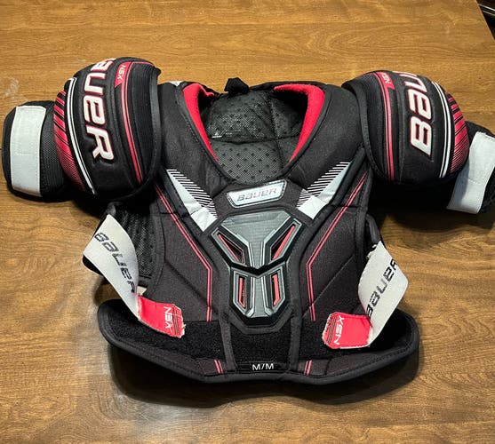 Senior Medium Bauer  NSX Shoulder Pads