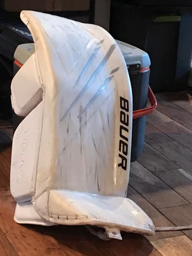 34" Bauer Hyperlite Goalie Leg Pads