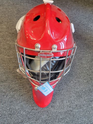 Senior New Bauer Profile 940 Goalie Mask